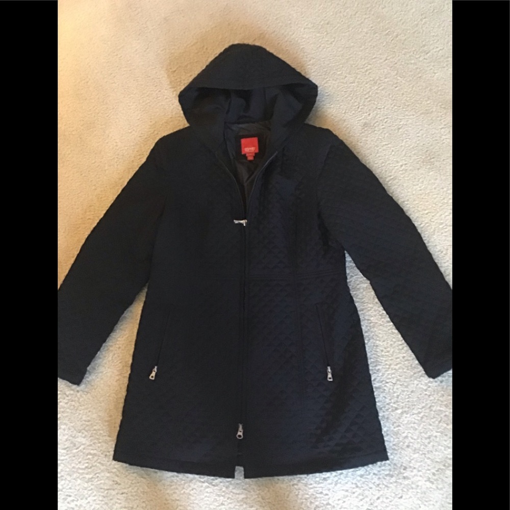 Light weight quilted jacket